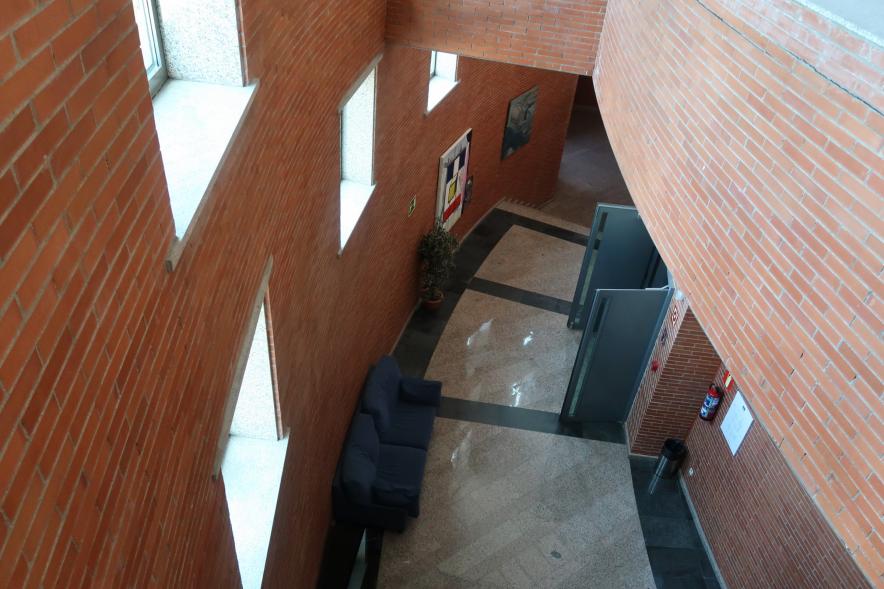 Pasillo impares desde planta anfiteatro TACA